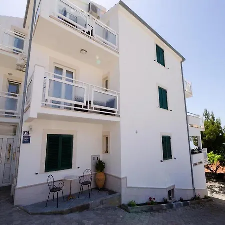 Bandalo - One Bedroom With Balcony Διαμέρισμα Ποντστράνα